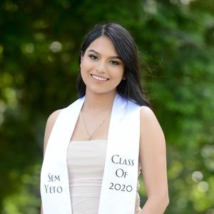 Meet your Posher, Julissa